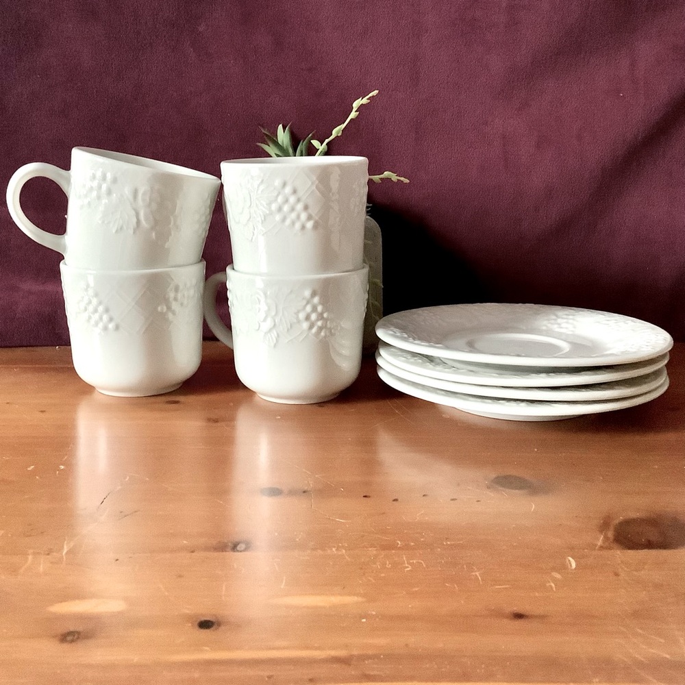 Vintage (4) Gibson White Off Embossed Grape Design Cups and Saucers